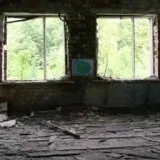 Бягство от рушащата се къща